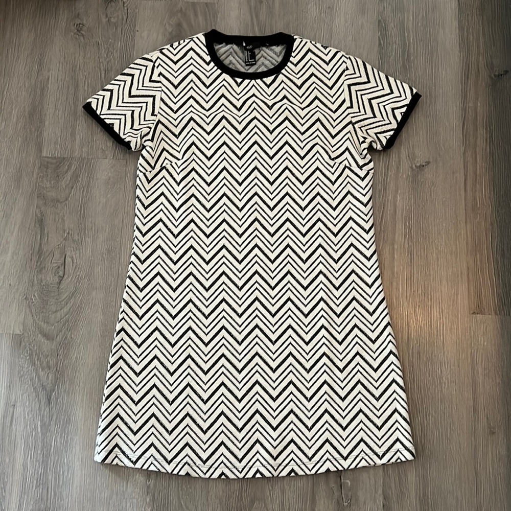 Forever 21 dress . Size S